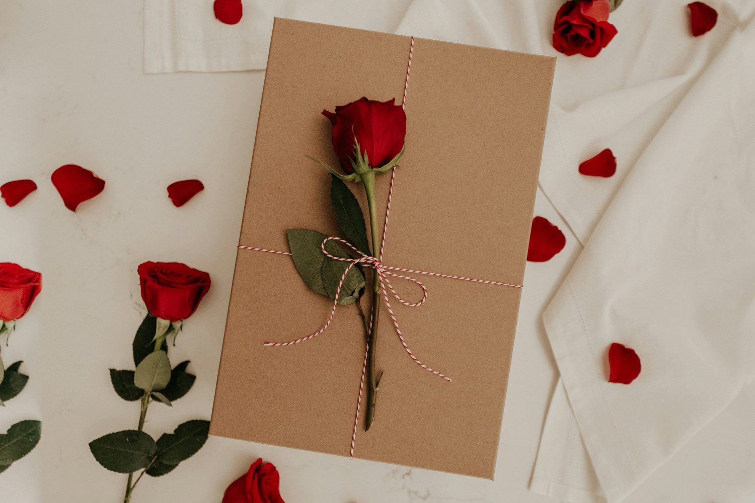 Valentine's Day Gift for Woman: 7 Ideas to Melt Her Heart